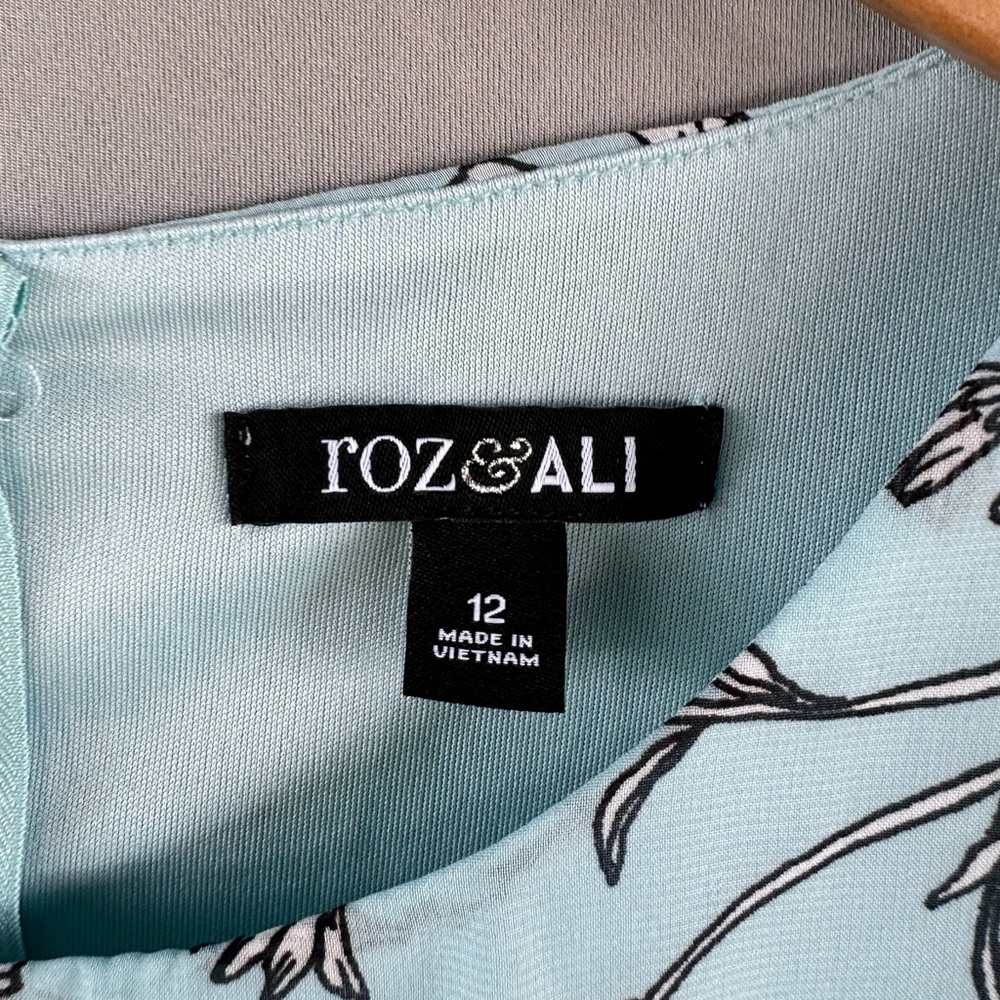 Floral Ruffle Midi Dress - Light Blue - Picture 6 of 11